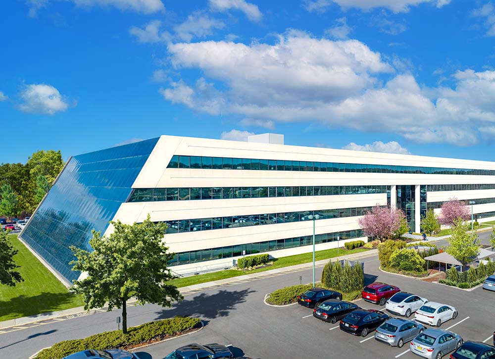 1000 Woodbury Building